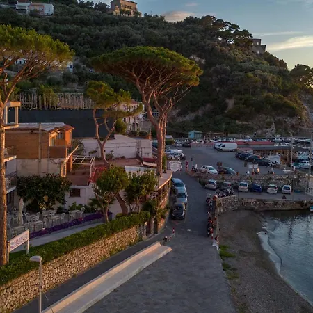 Sea Breeze * Massa Lubrense