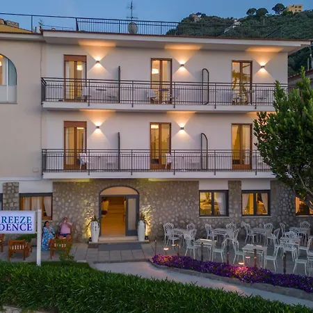 Sea Breeze Vakantiehuis Massa Lubrense