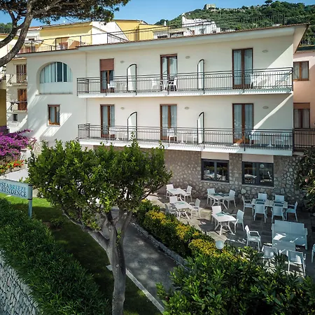 Vakantiehuis Sea Breeze Massa Lubrense